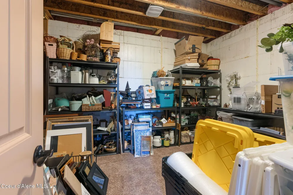 17378 FREDDI ROAD Rathdrum, ID 83858