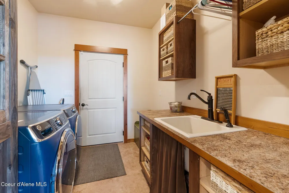 17378 FREDDI ROAD Rathdrum, ID 83858