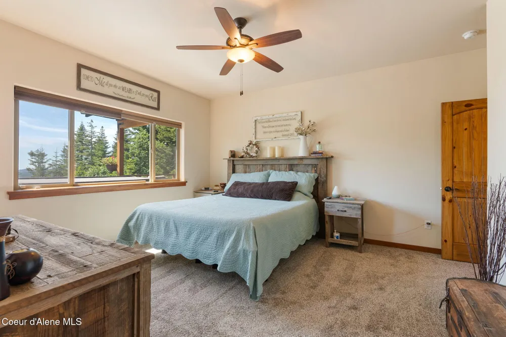 17378 FREDDI ROAD Rathdrum, ID 83858