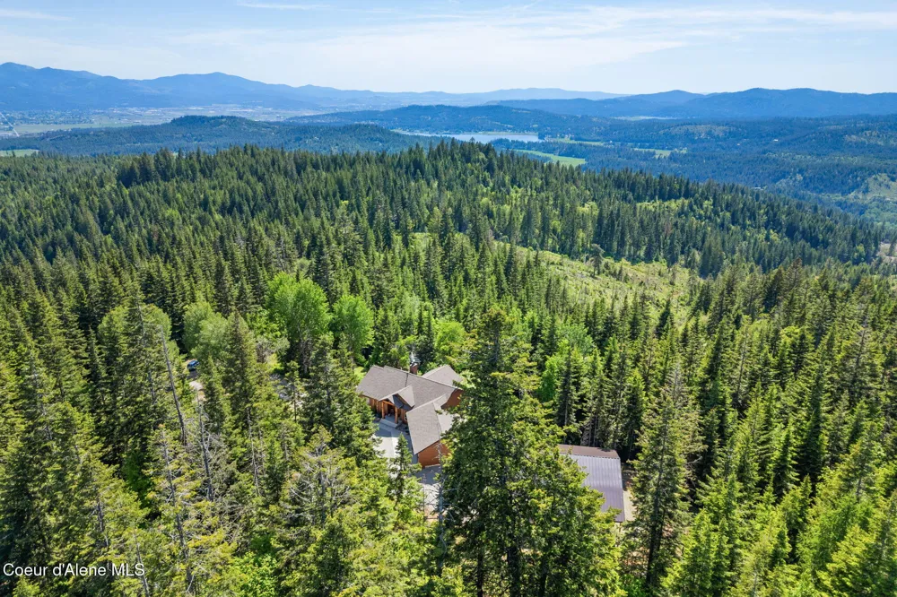 17378 FREDDI ROAD Rathdrum, ID 83858