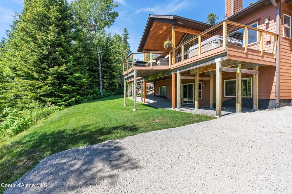 17378 FREDDI ROAD Rathdrum, ID 83858