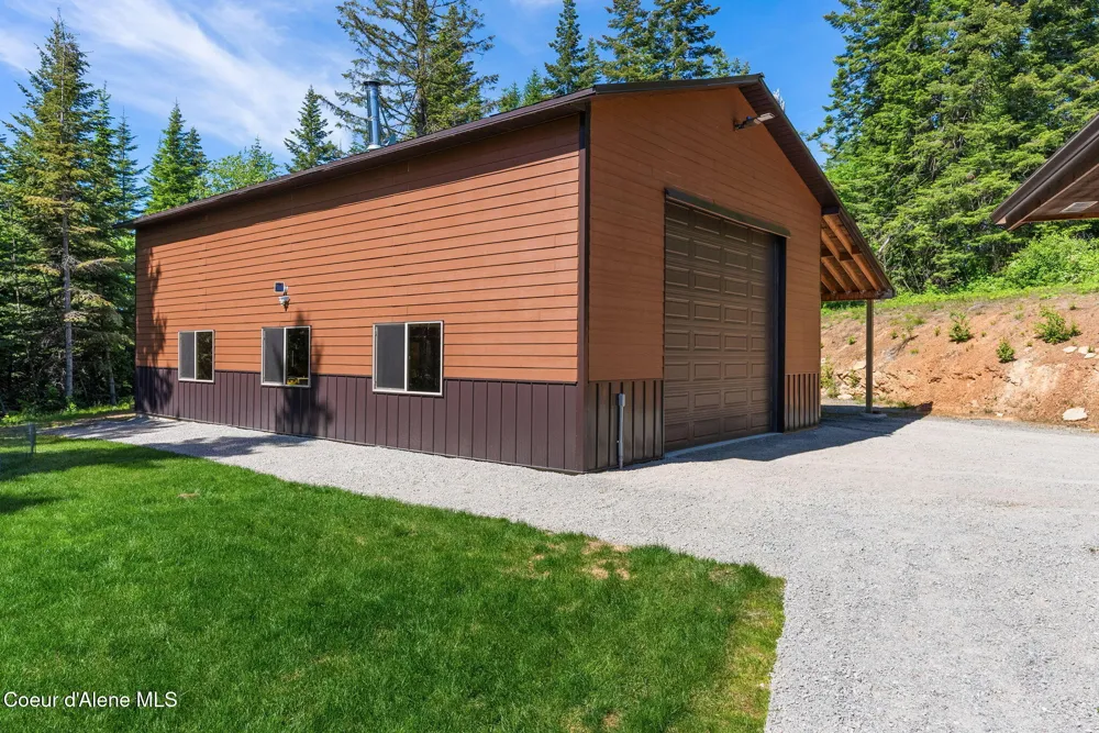 17378 FREDDI ROAD Rathdrum, ID 83858
