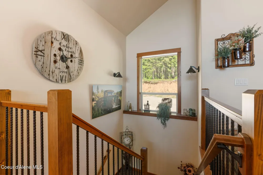 17378 FREDDI ROAD Rathdrum, ID 83858