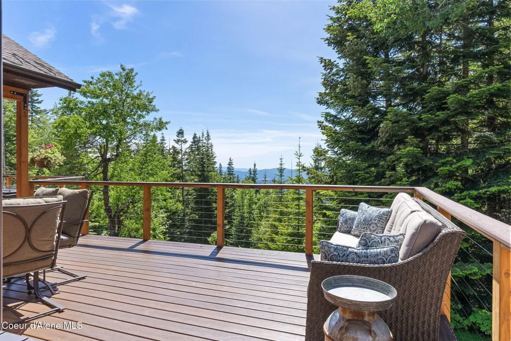 17378 FREDDI ROAD Rathdrum, ID 83858