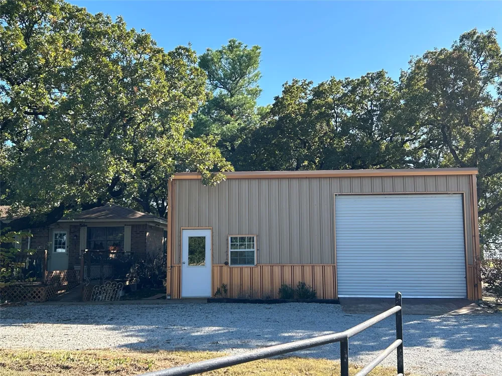 2012 Cuba Road Bridgeport, TX 76426