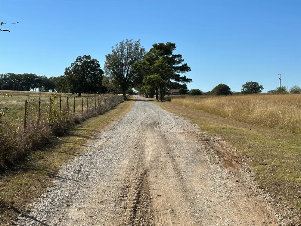 2012 Cuba Road Bridgeport, TX 76426
