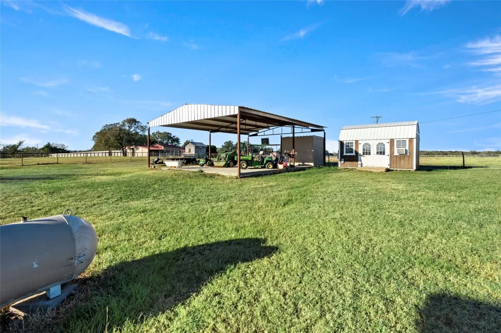 26759 Highway 90 Bedias, TX 77831