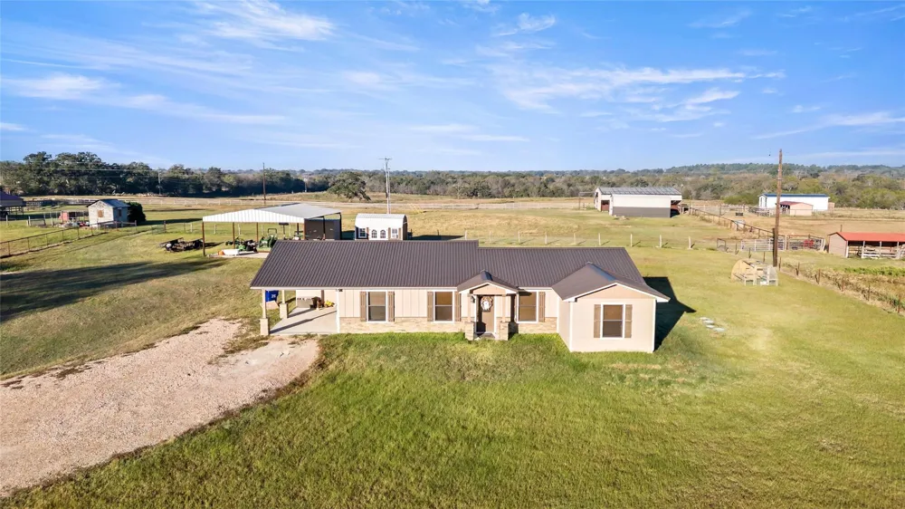 26759 Highway 90 Bedias, TX 77831