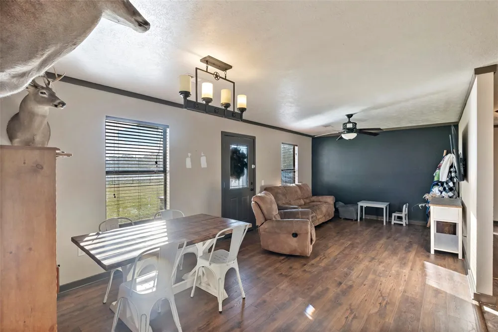 26759 Highway 90 Bedias, TX 77831