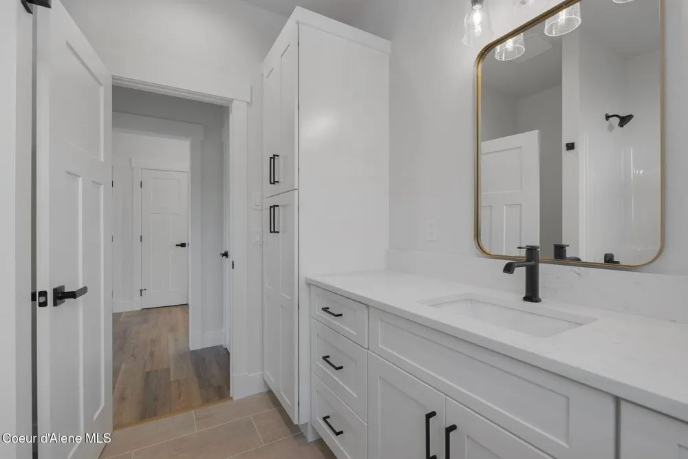 2057 S Aspen Way Sandpoint, ID 83864