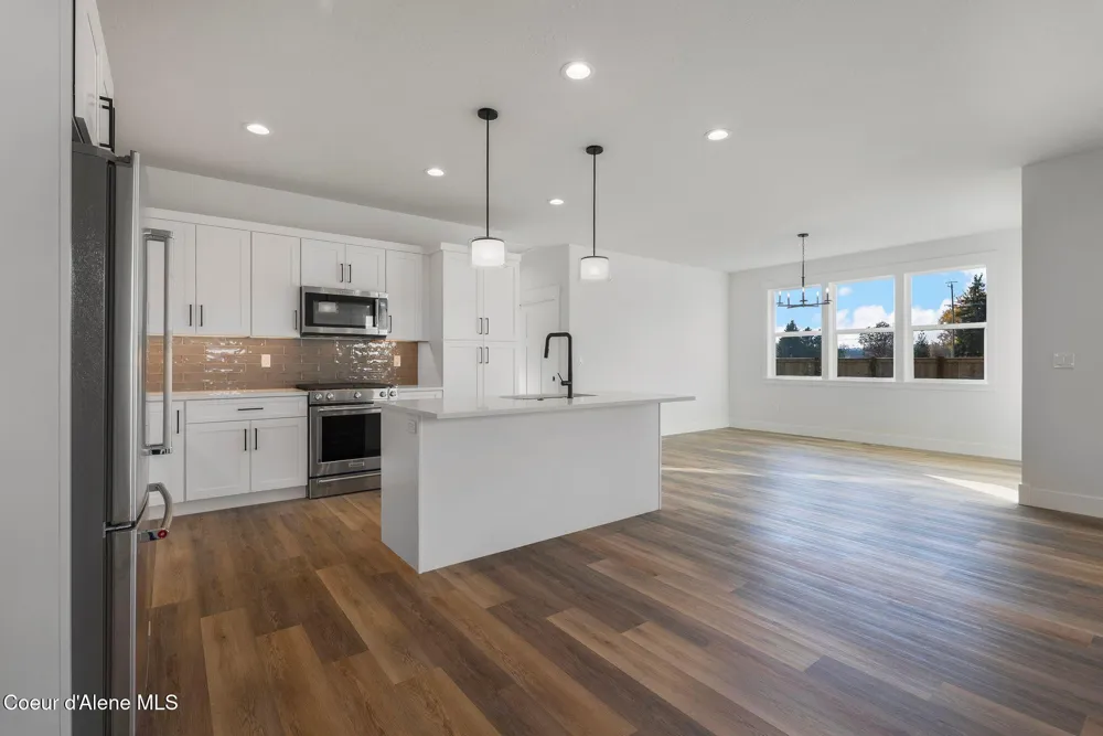 2057 S Aspen Way Sandpoint, ID 83864