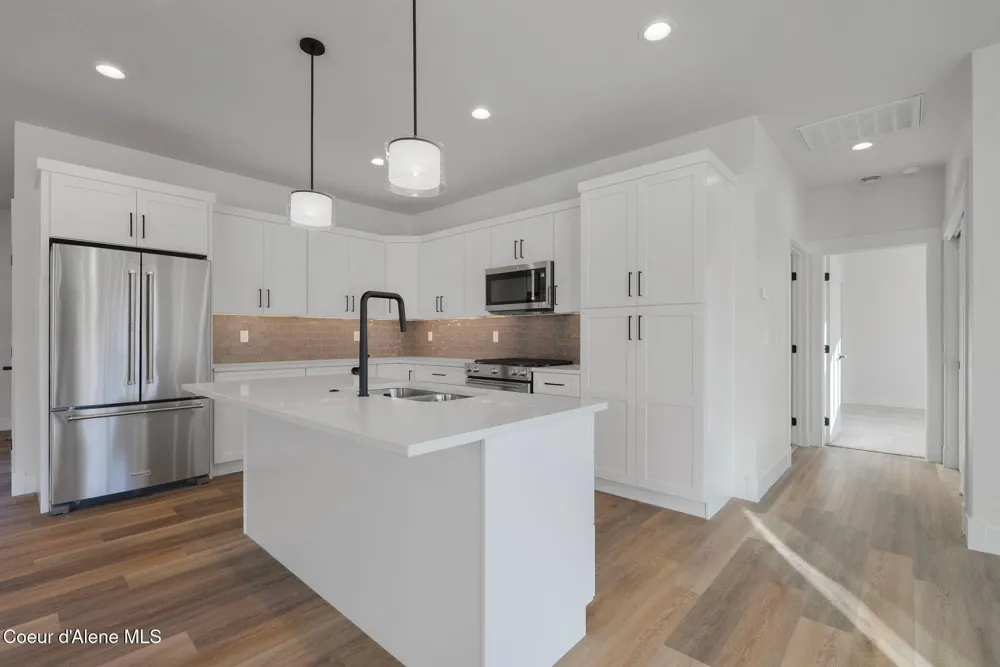 2057 S Aspen Way Sandpoint, ID 83864
