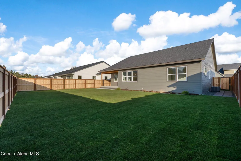 2057 S Aspen Way Sandpoint, ID 83864