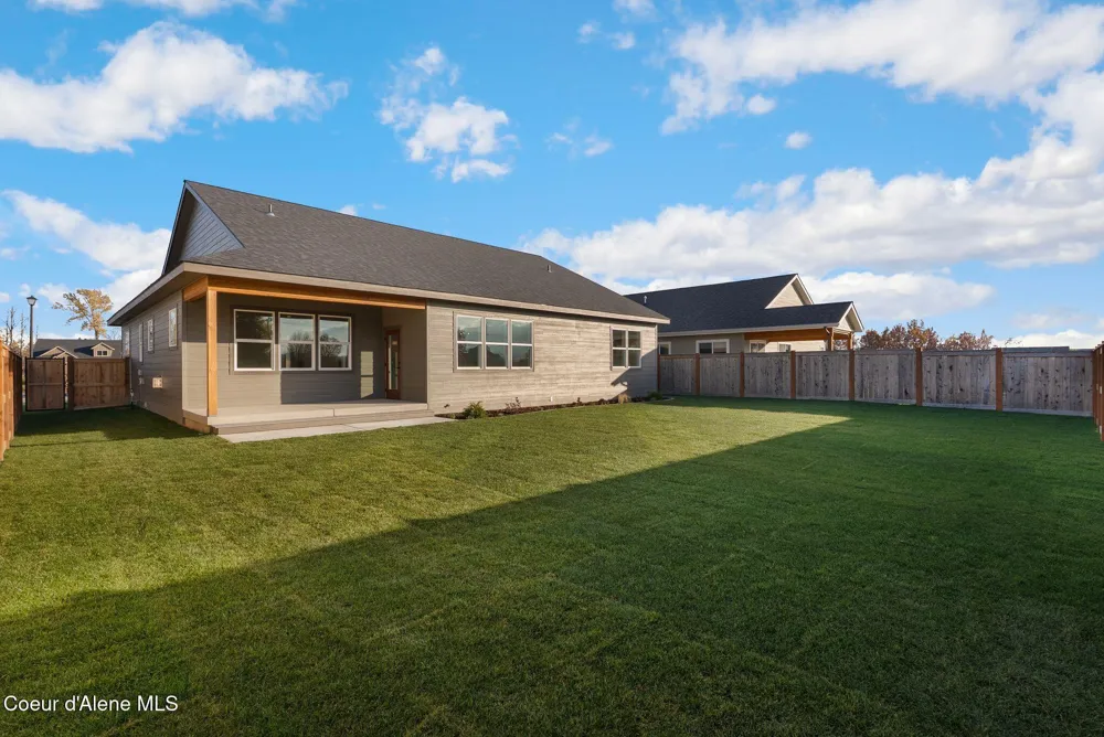 2057 S Aspen Way Sandpoint, ID 83864