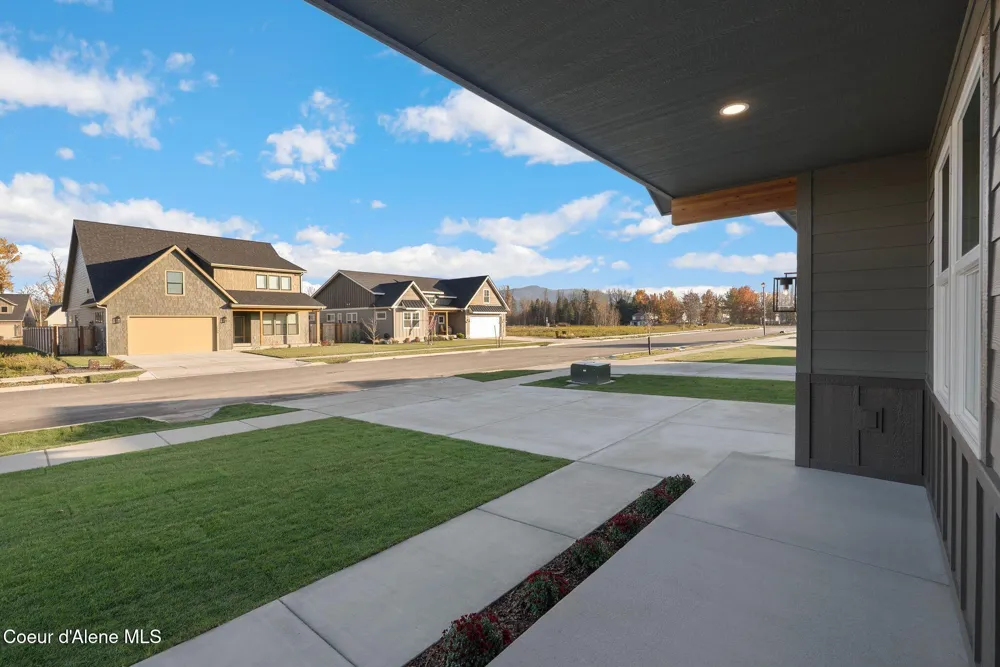 2057 S Aspen Way Sandpoint, ID 83864