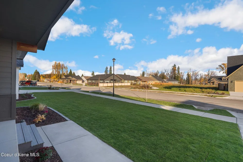 2057 S Aspen Way Sandpoint, ID 83864