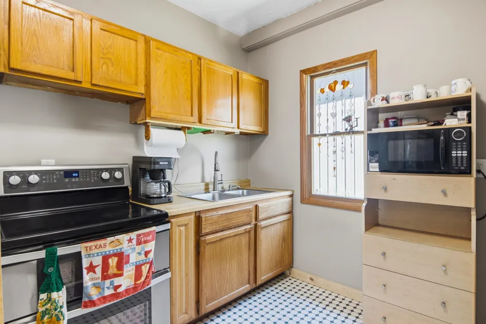 5935 Greenleaf Lane Blair Township, MI 49637
