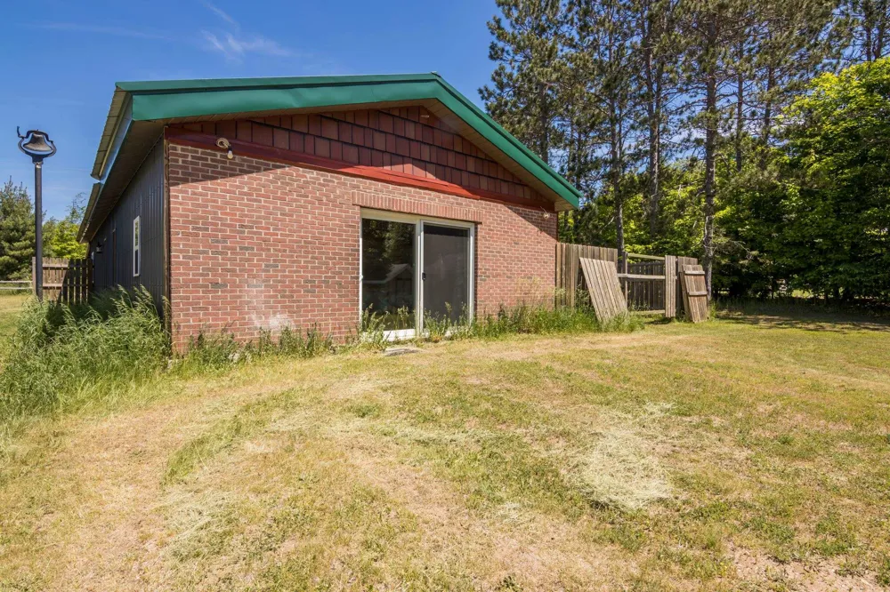 5935 Greenleaf Lane Blair Township, MI 49637