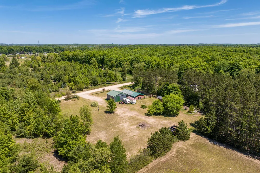 5935 Greenleaf Lane Blair Township, MI 49637