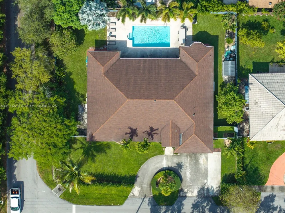 10195 NW 26th St Doral, FL 33172
