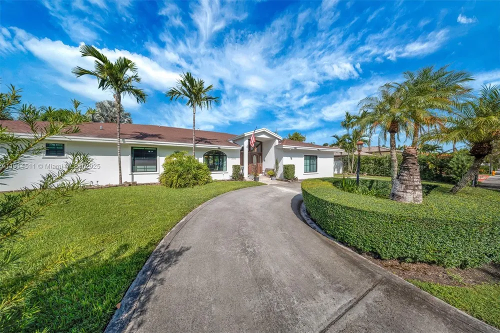 10195 NW 26th St Doral, FL 33172