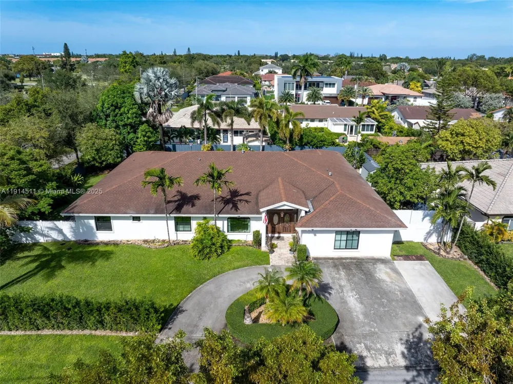 10195 NW 26th St Doral, FL 33172