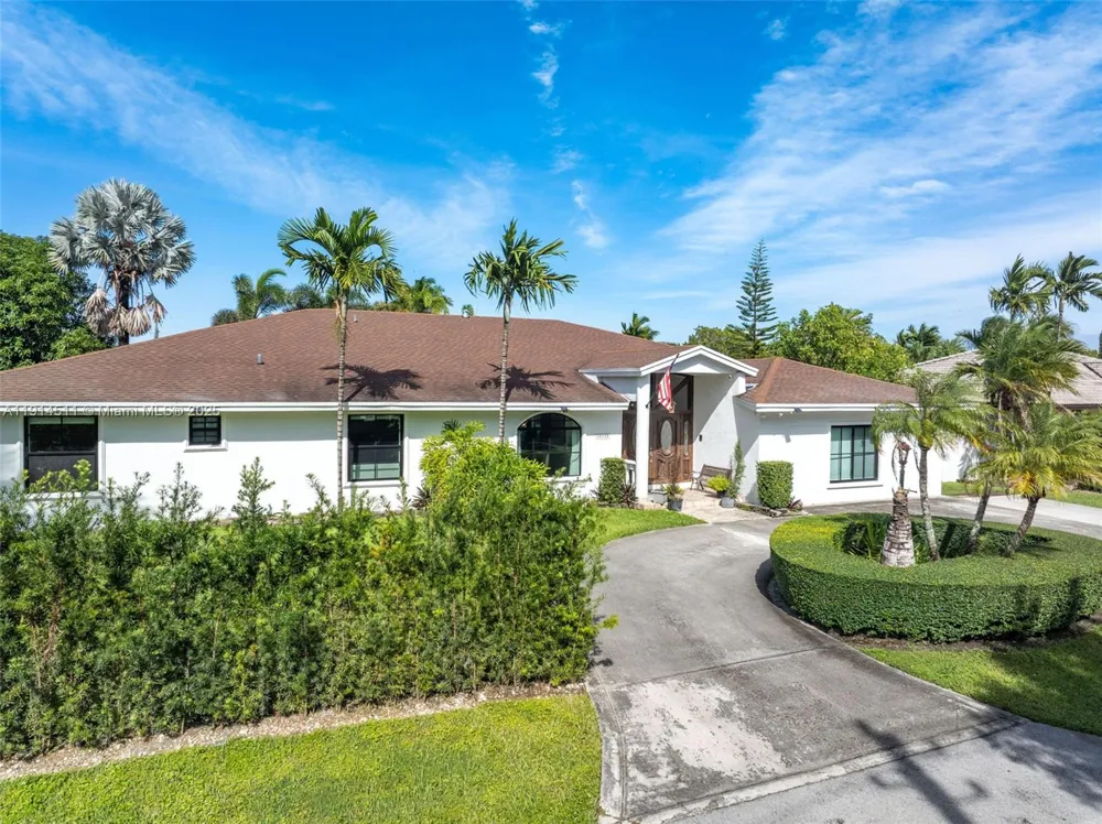 10195 NW 26th St Doral, FL 33172