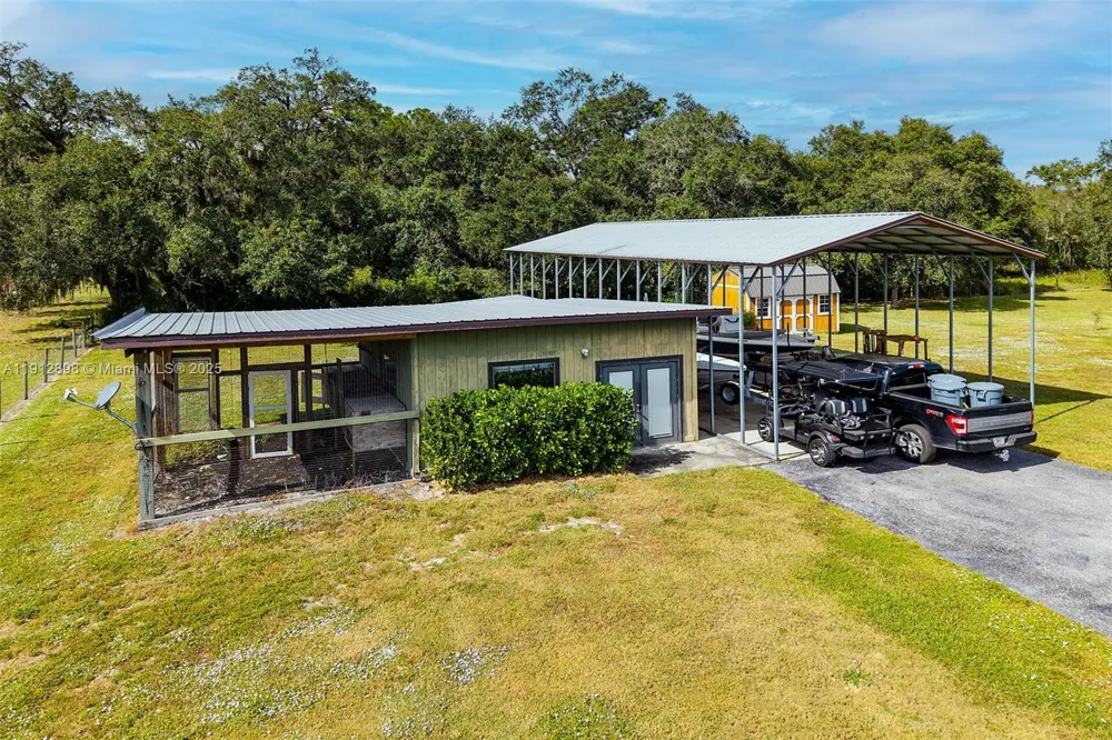 5675 County Road 78 La Belle, FL 33935