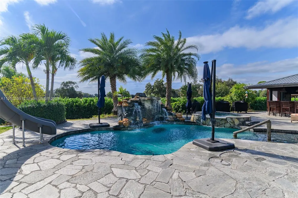 5675 County Road 78 La Belle, FL 33935