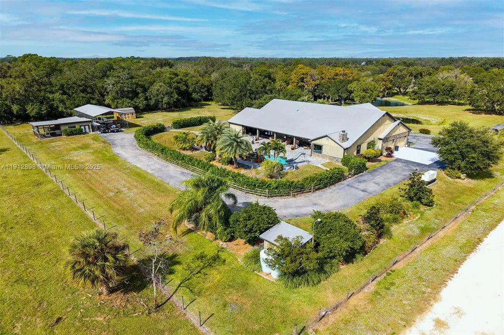 5675 County Road 78 La Belle, FL 33935