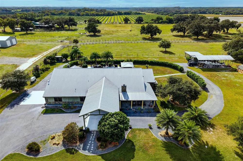 5675 County Road 78 La Belle, FL 33935