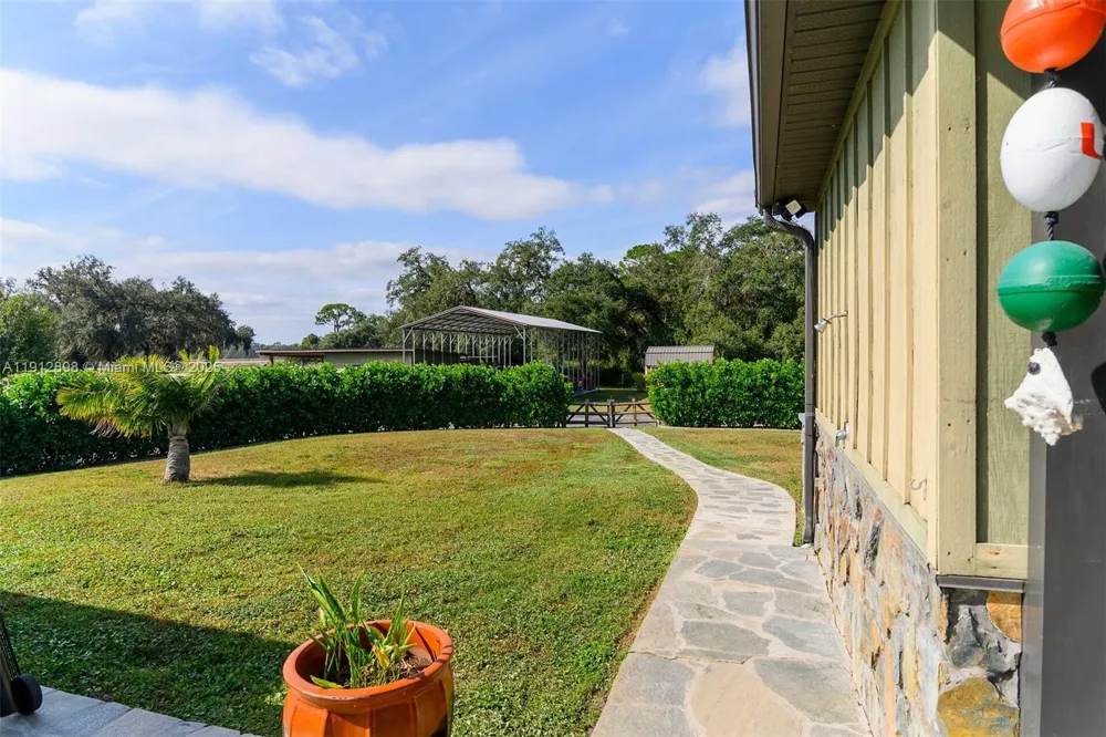 5675 County Road 78 La Belle, FL 33935
