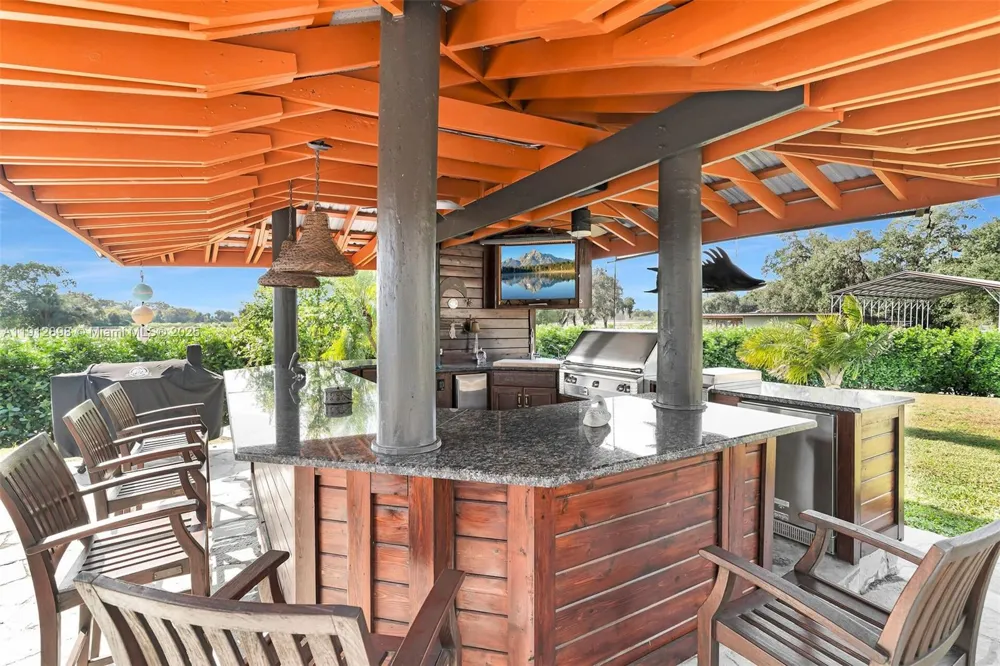 5675 County Road 78 La Belle, FL 33935