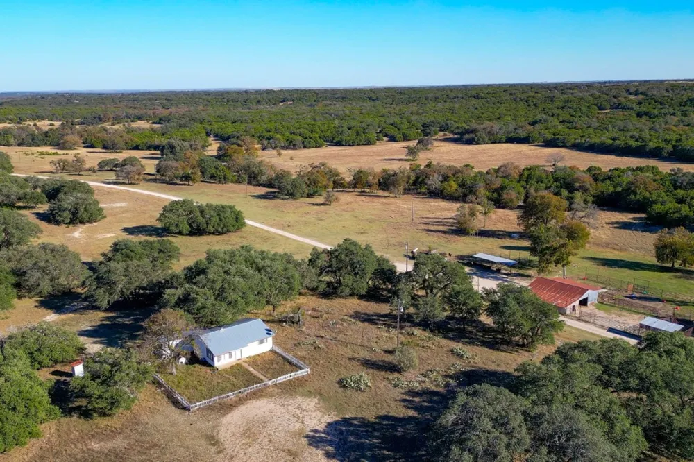 20949 Firefly Road Salado, TX 76527