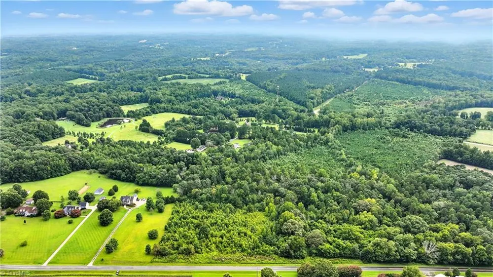 5424 Wild Turkey Road Whitsett, NC 27377