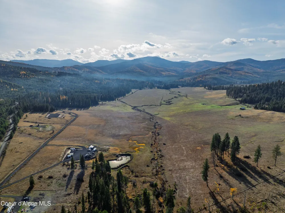 109 Liberty Lane Santa, ID 83866