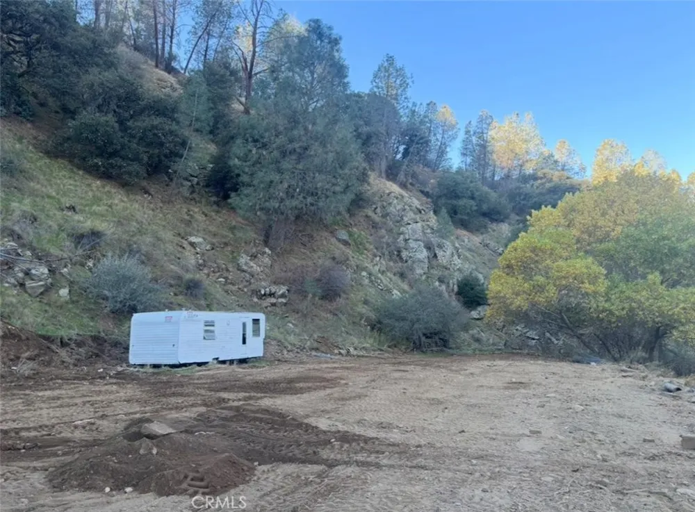 18266 Caliente Creek Road Caliente, CA 93518
