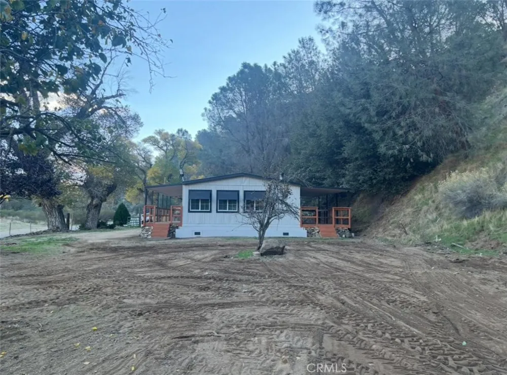 18266 Caliente Creek Road Caliente, CA 93518