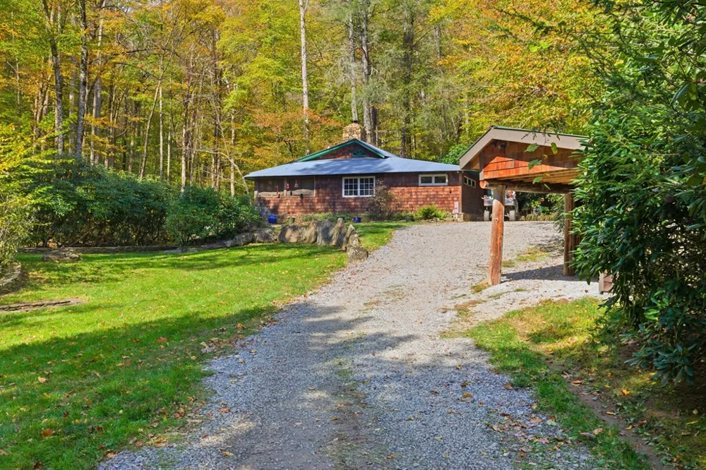 TATE CITY RD Hayesville, NC 28904