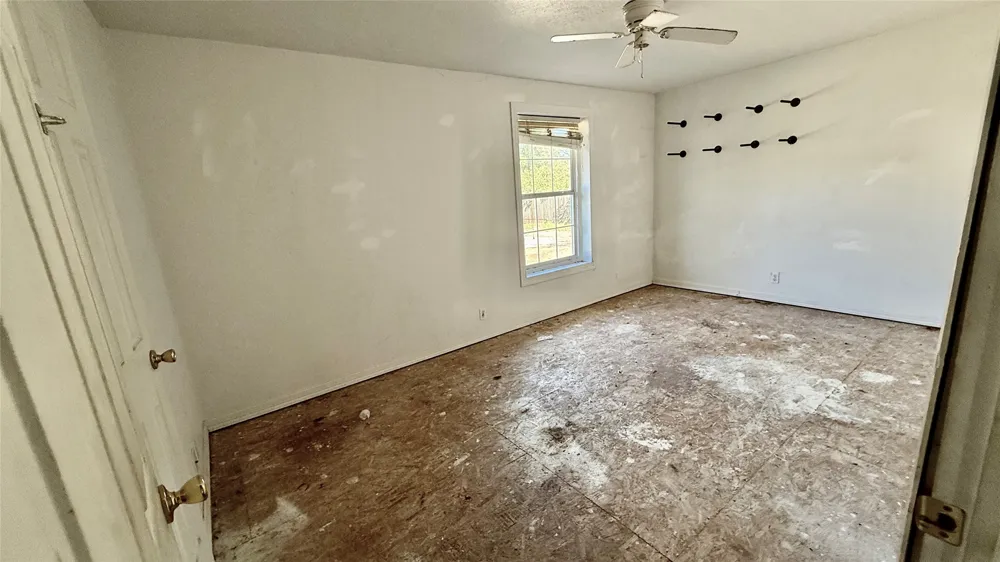 113 Adolphus Avenue Lake Dallas, TX 75065