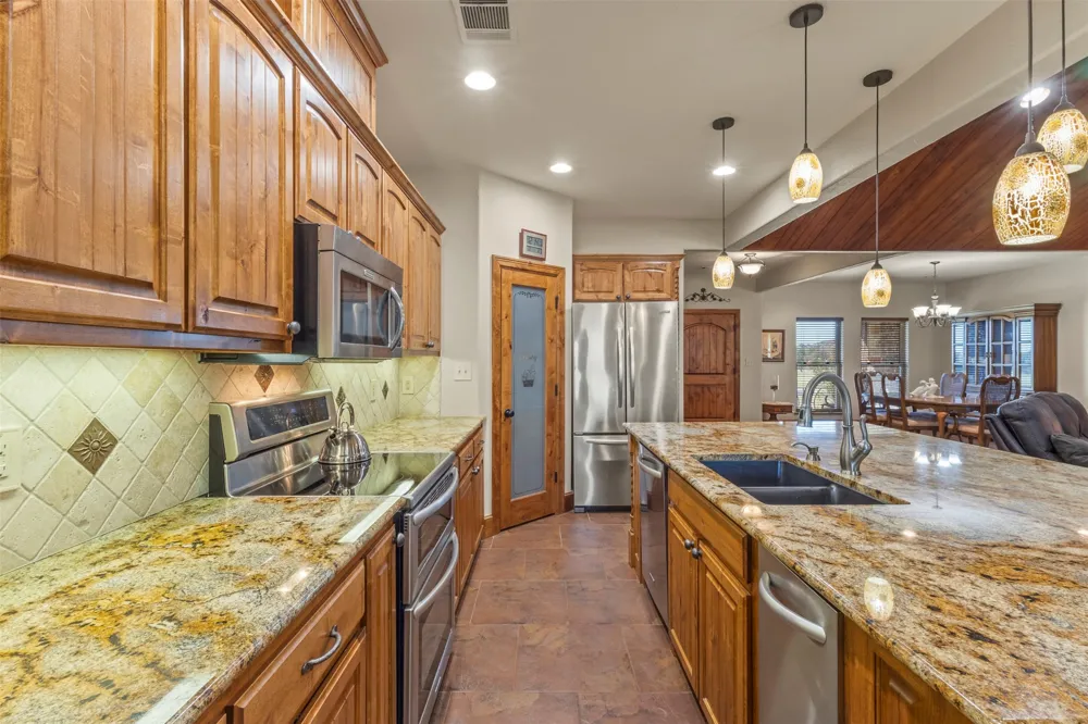 168 Texoma Bluffs Circle Gordonville, TX 76245