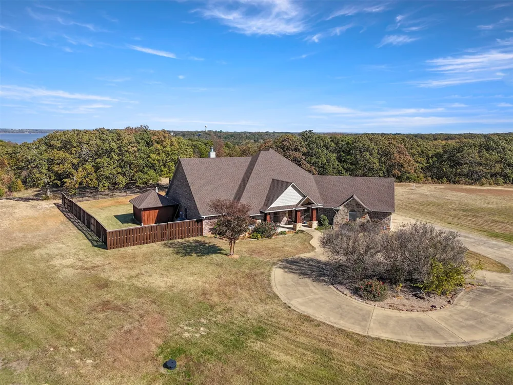 168 Texoma Bluffs Circle Gordonville, TX 76245
