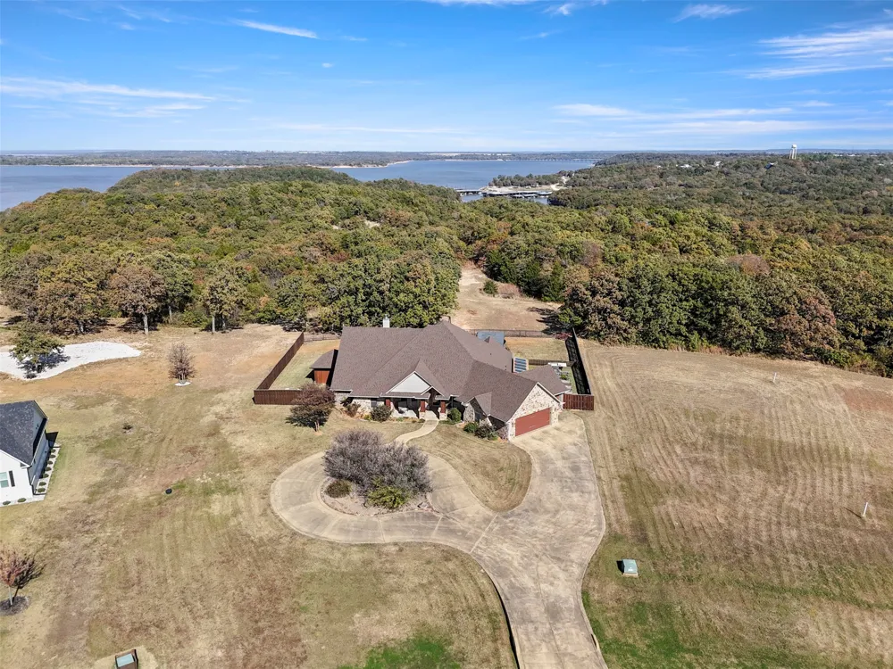 168 Texoma Bluffs Circle Gordonville, TX 76245