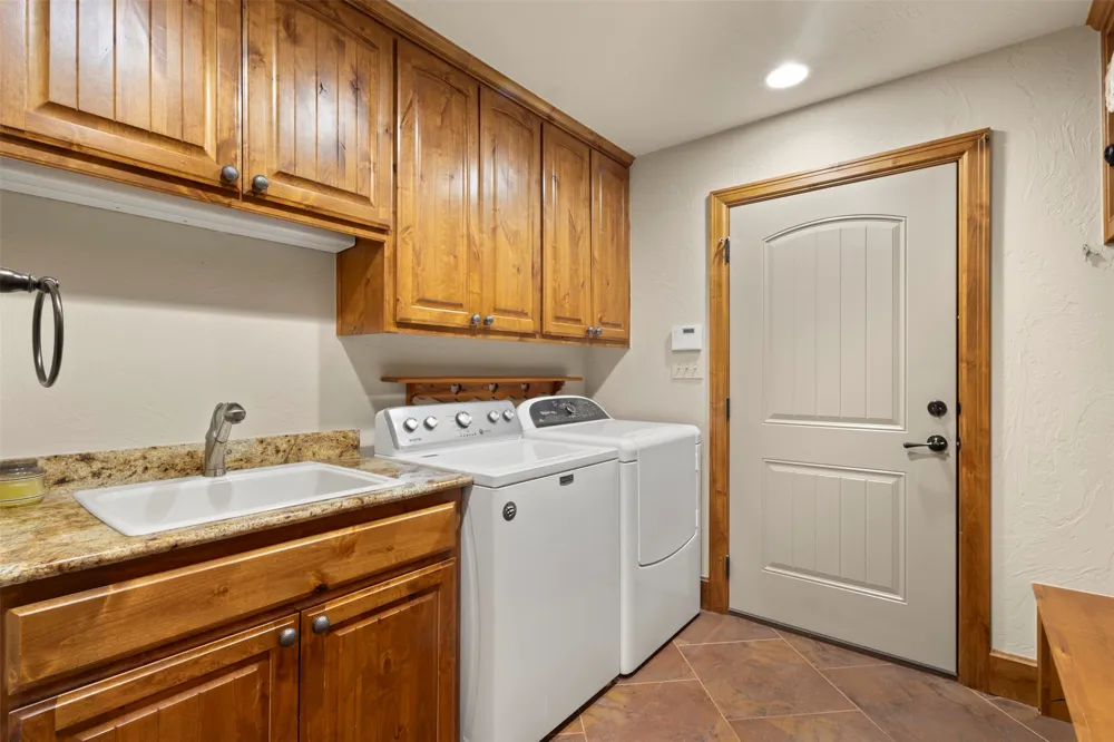 168 Texoma Bluffs Circle Gordonville, TX 76245