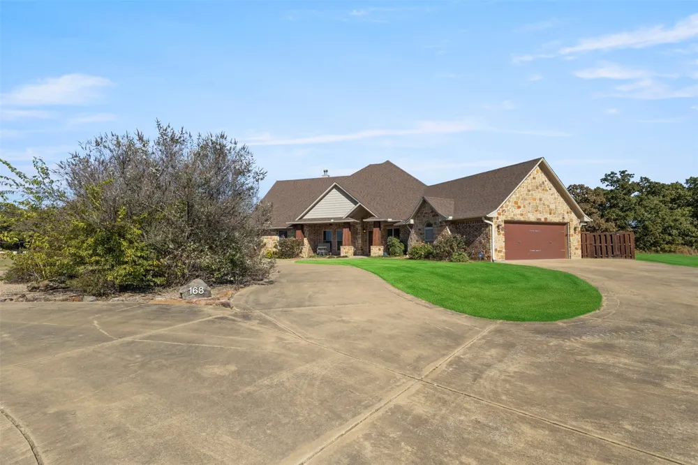 168 Texoma Bluffs Circle Gordonville, TX 76245