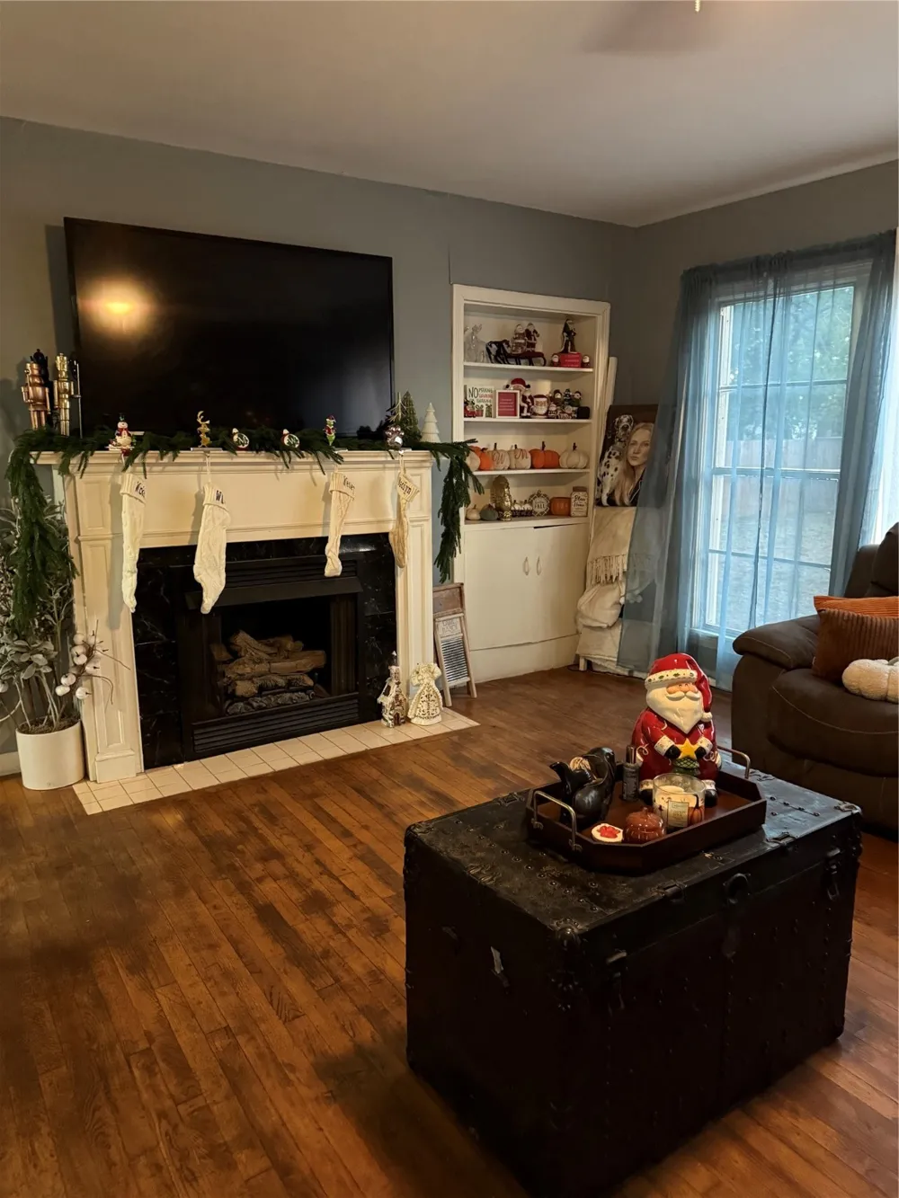 1107 W Cedar St Coleman, TX 76834