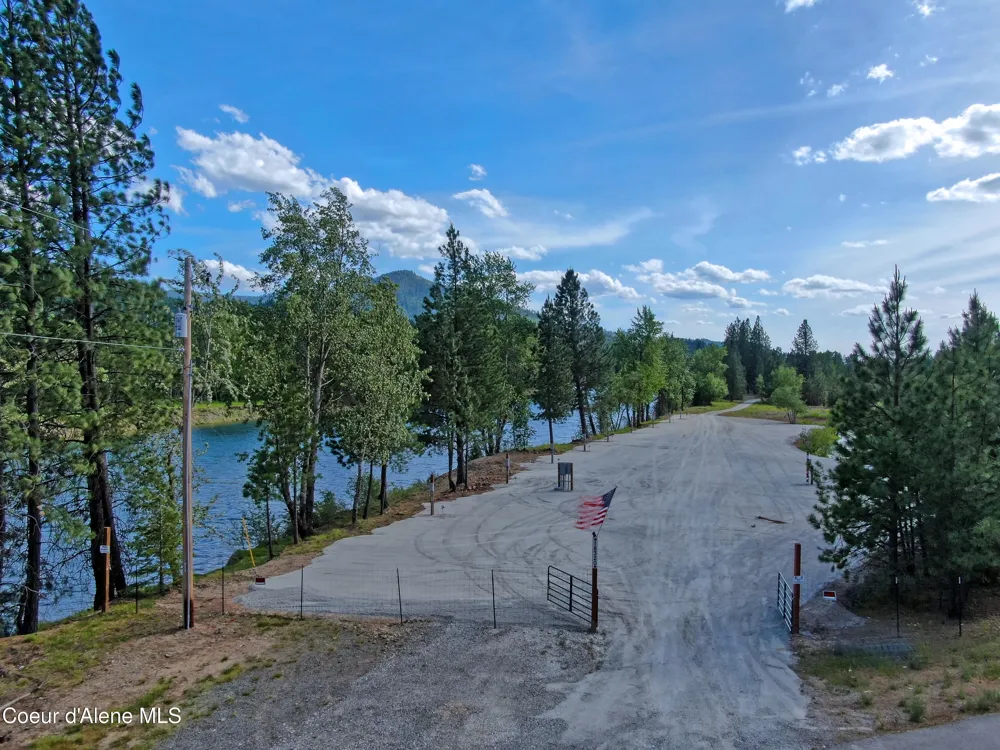 18320 S Highway 3 Cataldo, ID 83810