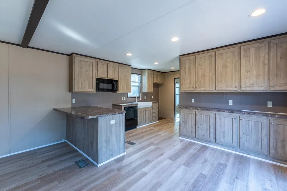 5725 Private Road 2075 Centerville, TX 75833