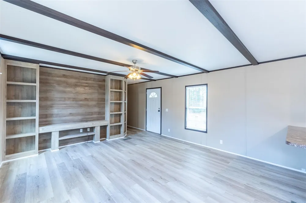 5725 Private Road 2075 Centerville, TX 75833