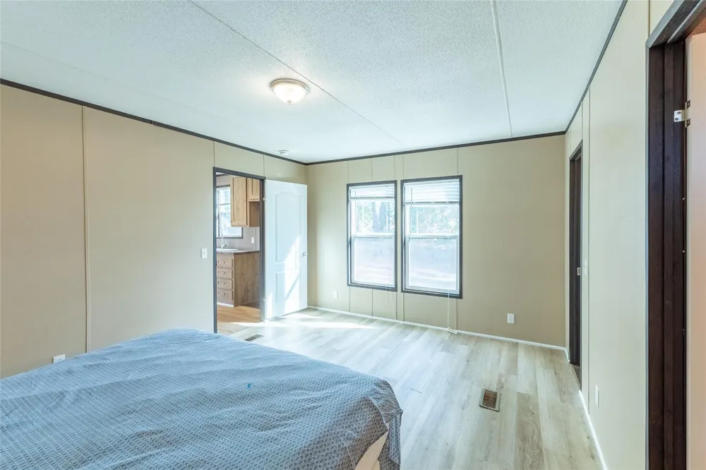 5725 Private Road 2075 Centerville, TX 75833